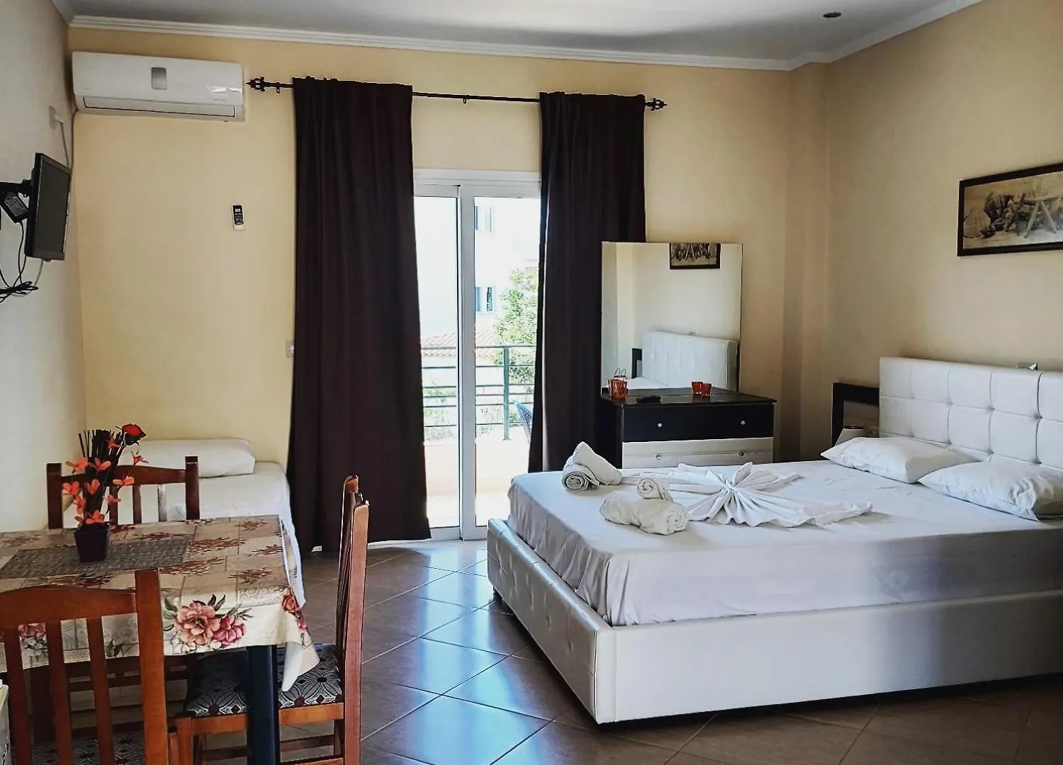 קסאמיל Apartments Jay 0*,  אלבניה